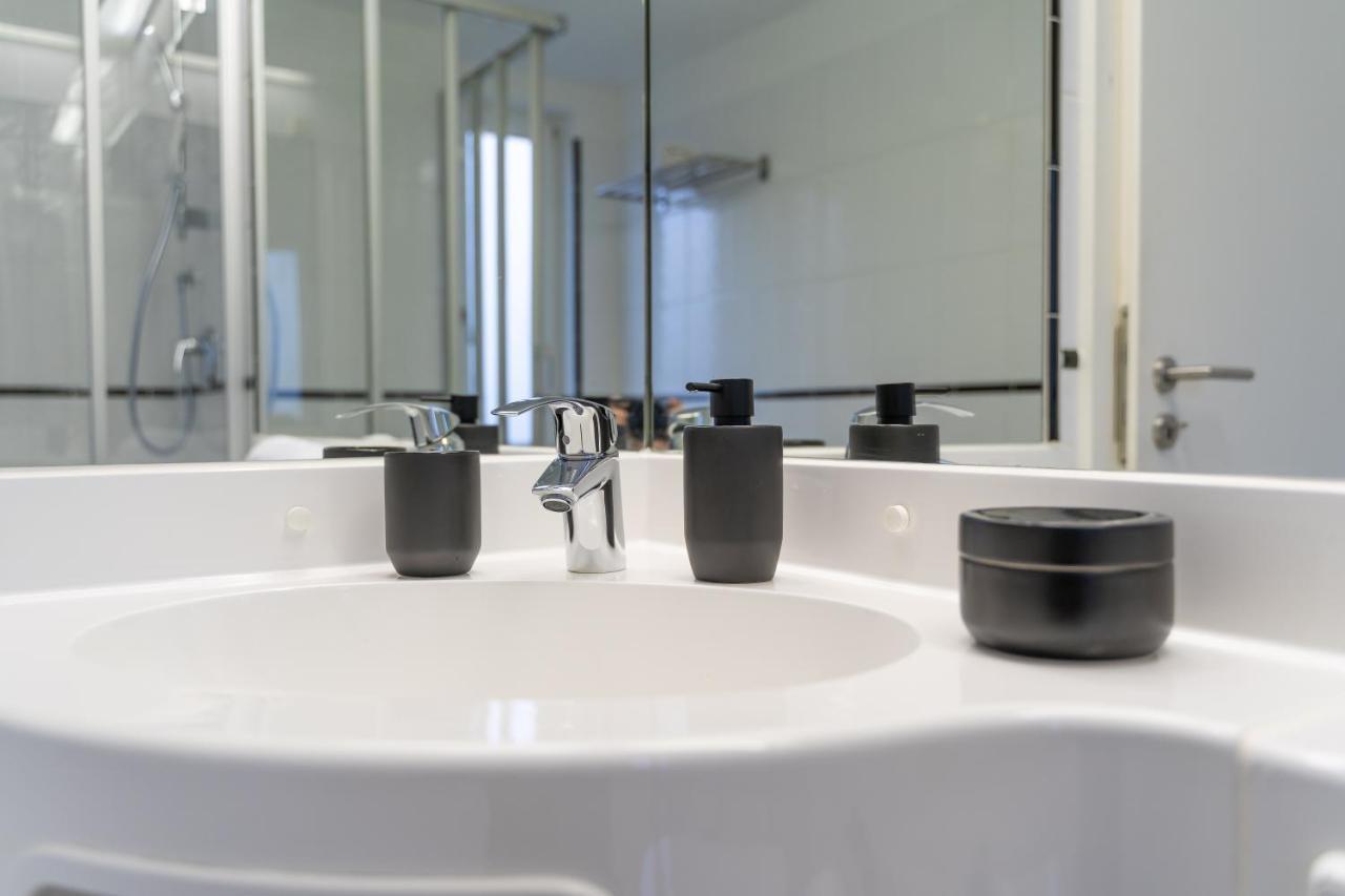 Rr - Cozy Apartment - Parking - Kitchen - Wifi Magdeburg Ngoại thất bức ảnh